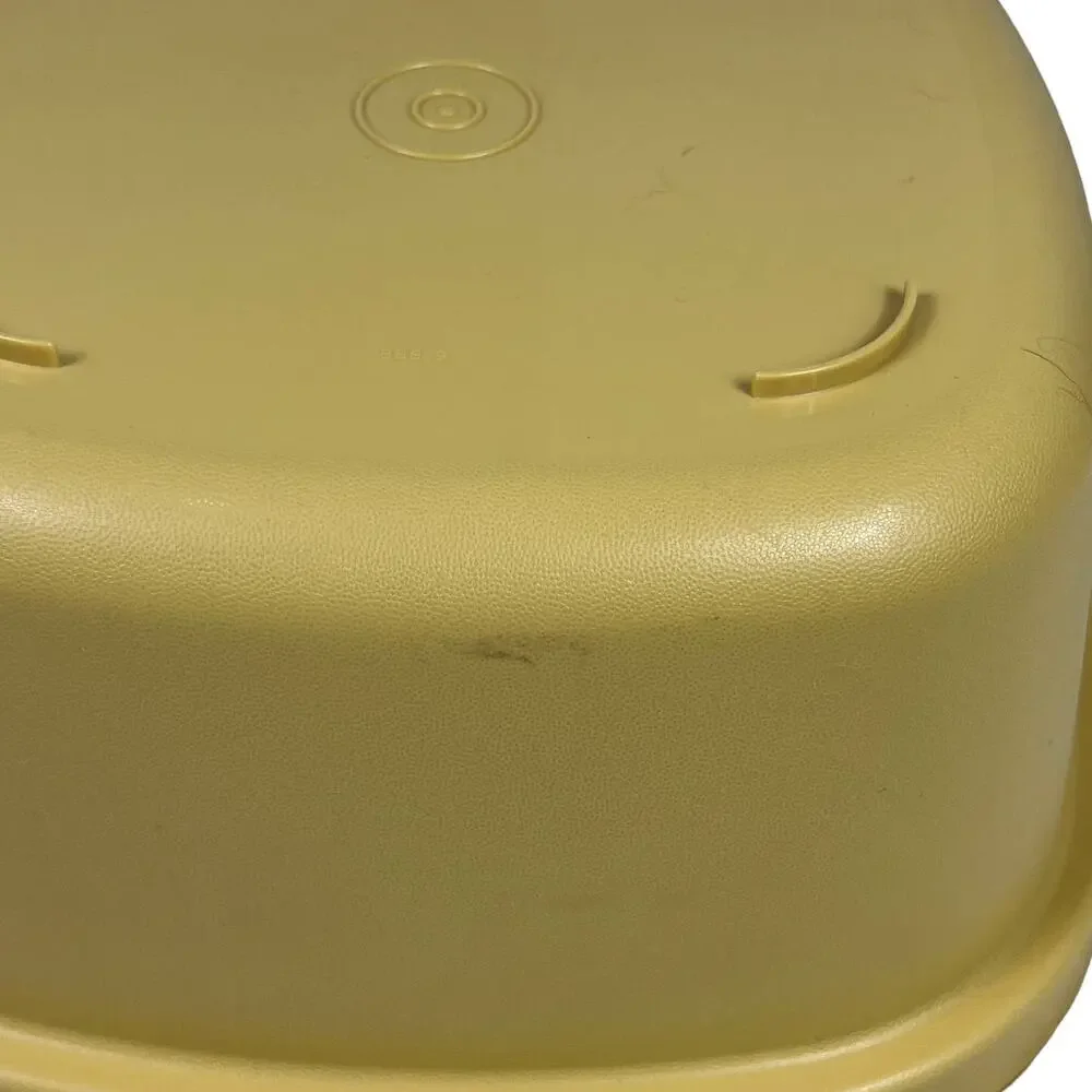 Tupperware Vintage Microwave Steam and Store Vegetable/Rice Steamer Harvest Gold